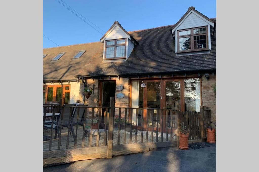 Cleobury Mortimer Holly Cottage, 2 Bed House, Sleeps 6 מראה חיצוני תמונה